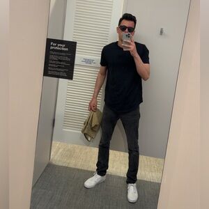 Meet your Posher, Chris